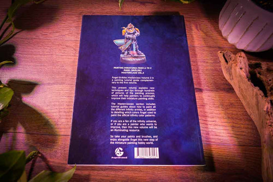 Painting Miniatures from A to Z: Angel Giraldez Masterclass Vol. 2 (Vallejo 75.010 EN)