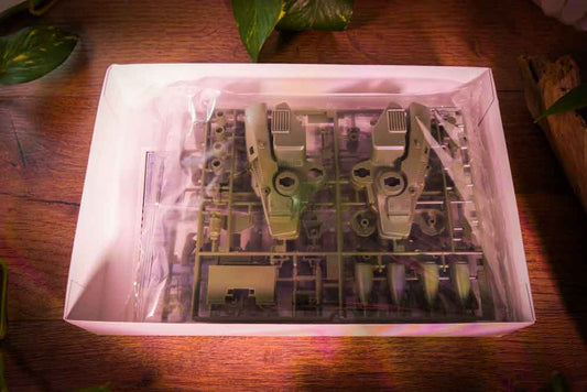 Destroid Monster HWR-00-MKII 1/200 Scale Model Kit – Macross – Bandai