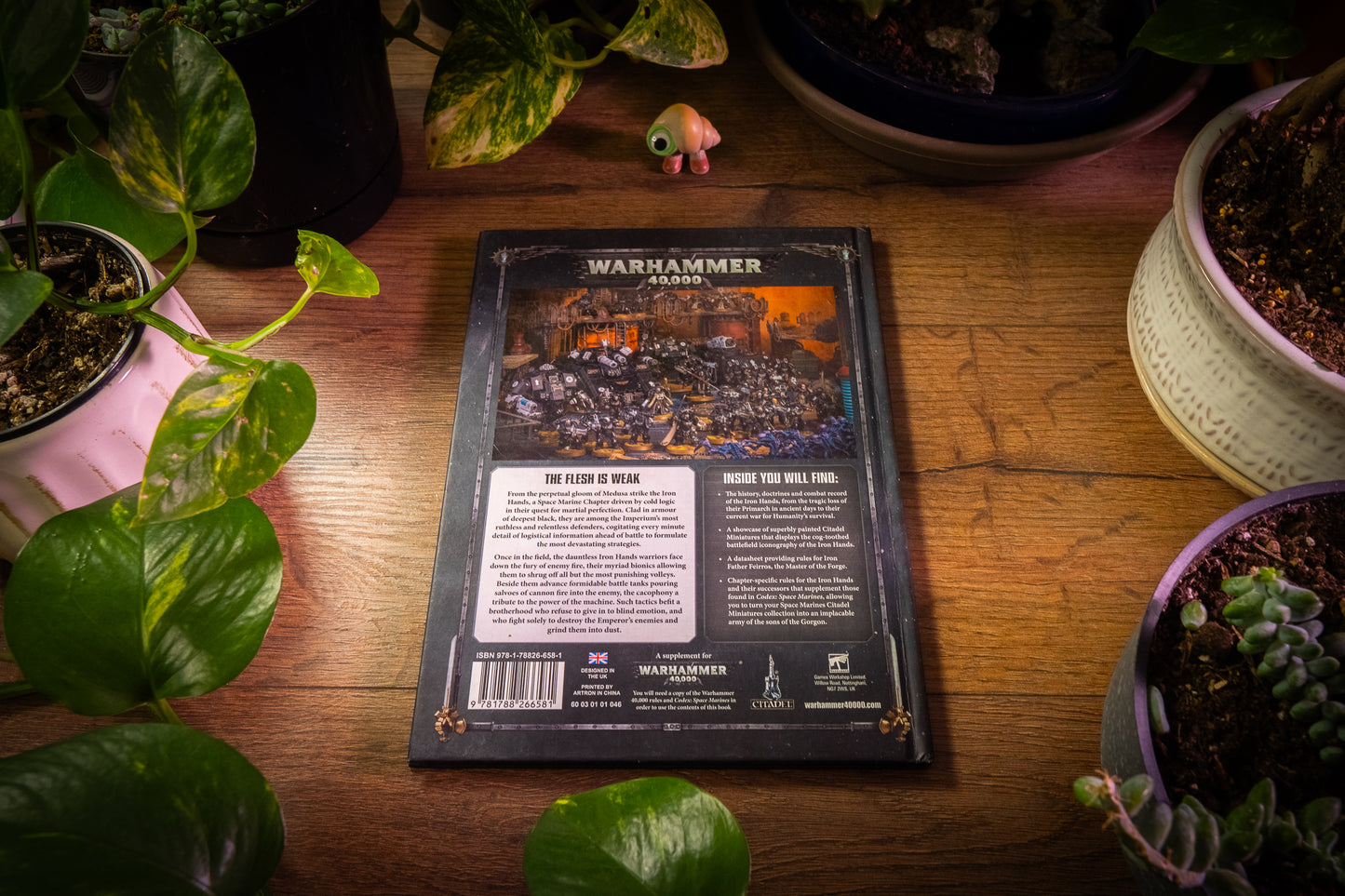 Warhammer 40k - Iron Hands 8th Edition Codex Supplement - 2019