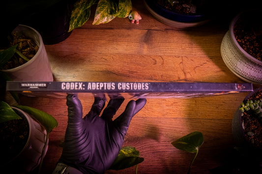 Warhammer 40k - Codex: Adeptus Custodes - 8th Edition