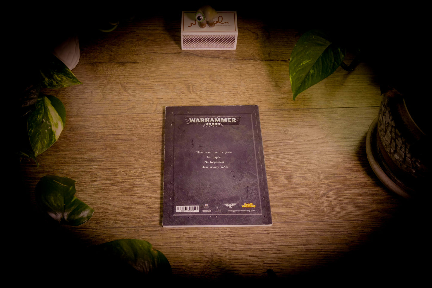 Warhammer 40K - Assault On Black Reach - Mini 5th Edition Rulebook