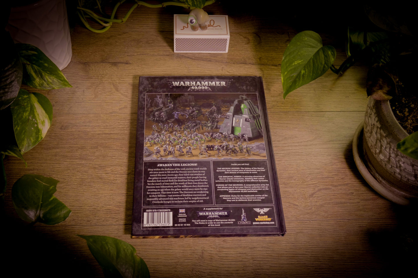 Warhammer 40k - Codex: Necrons - 7th Edition - 2015