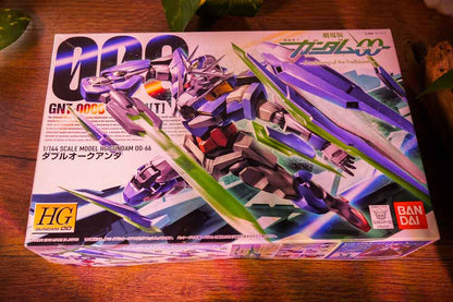 GNT-0000 00 Qan[T] – HG00 #66 1/144 Scale Model Kit (High Grade • Bandai)