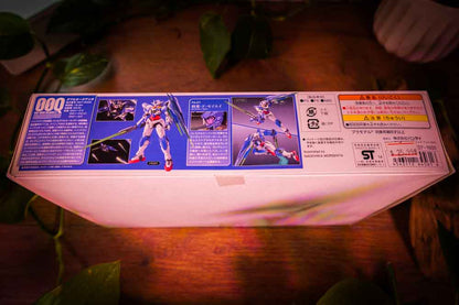 GNT-0000 00 Qan[T] – HG00 #66 1/144 Scale Model Kit (High Grade • Bandai)