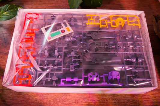 CB-002 Raphael Gundam – HG00 #68 1/144 Scale Model Kit (High Grade • Bandai)