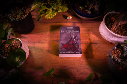 Warhammer Fantasy Battles - The Chronicles of Malus Darkblade: Volume Two